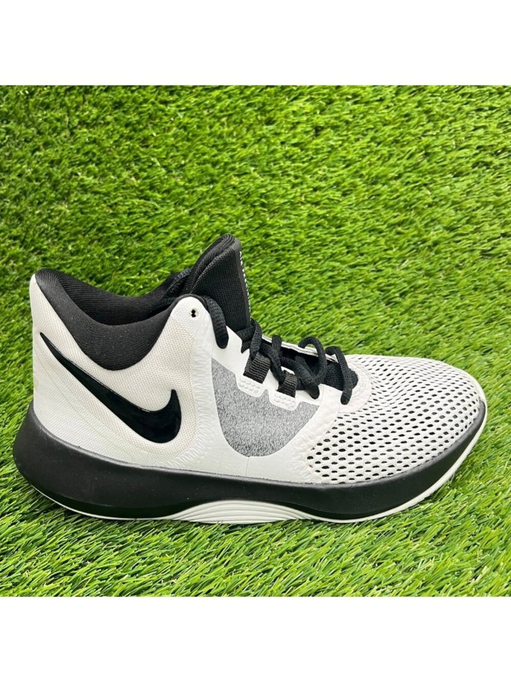 Nike Air Precision 2 II Boys Size 4.5Y White Black Basketball Shoes Sneakers